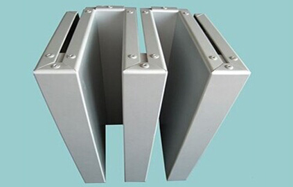 雕（diāo）花鋁（lǚ）單板